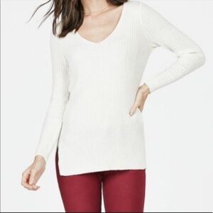 Justfab Fitted V-Neck Sweater
